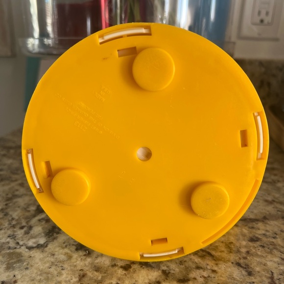 Vintage Fisher Price FUN WITH FOOD 1987 WHISTLING Tea Kettle Teapot WORKS - Picture 3 of 4